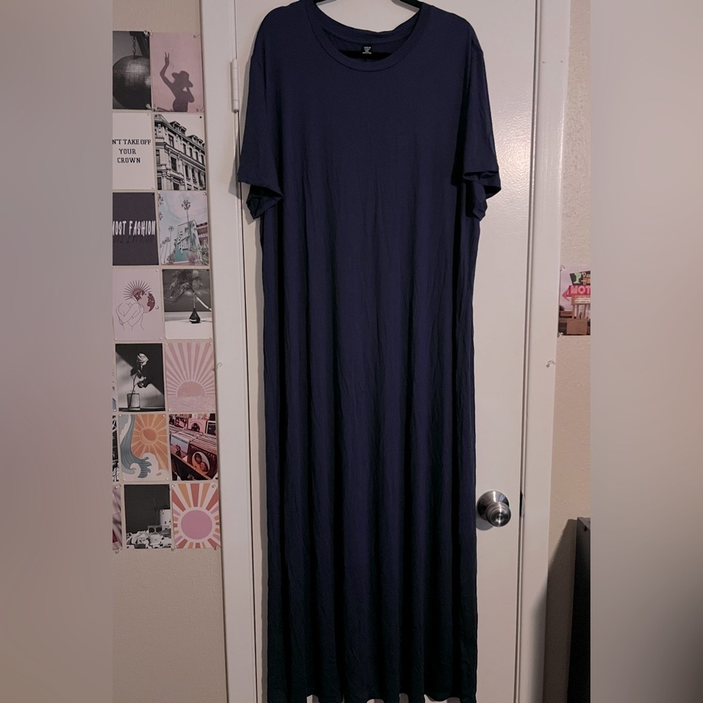 Long blue sleeve dress